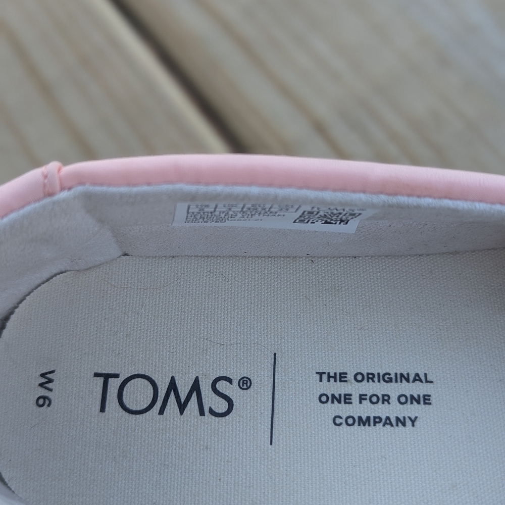 Toms Alpargata Mallow Peach Quilted Slip On Flats Size 6 - Picture 5 of 9